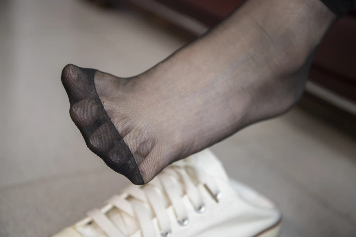 [Mzsock] NO.015 The little beauty Jinger returns to the masterpiece, the temptation of beautiful feet in black stockings Southern football skills#[128P]-29