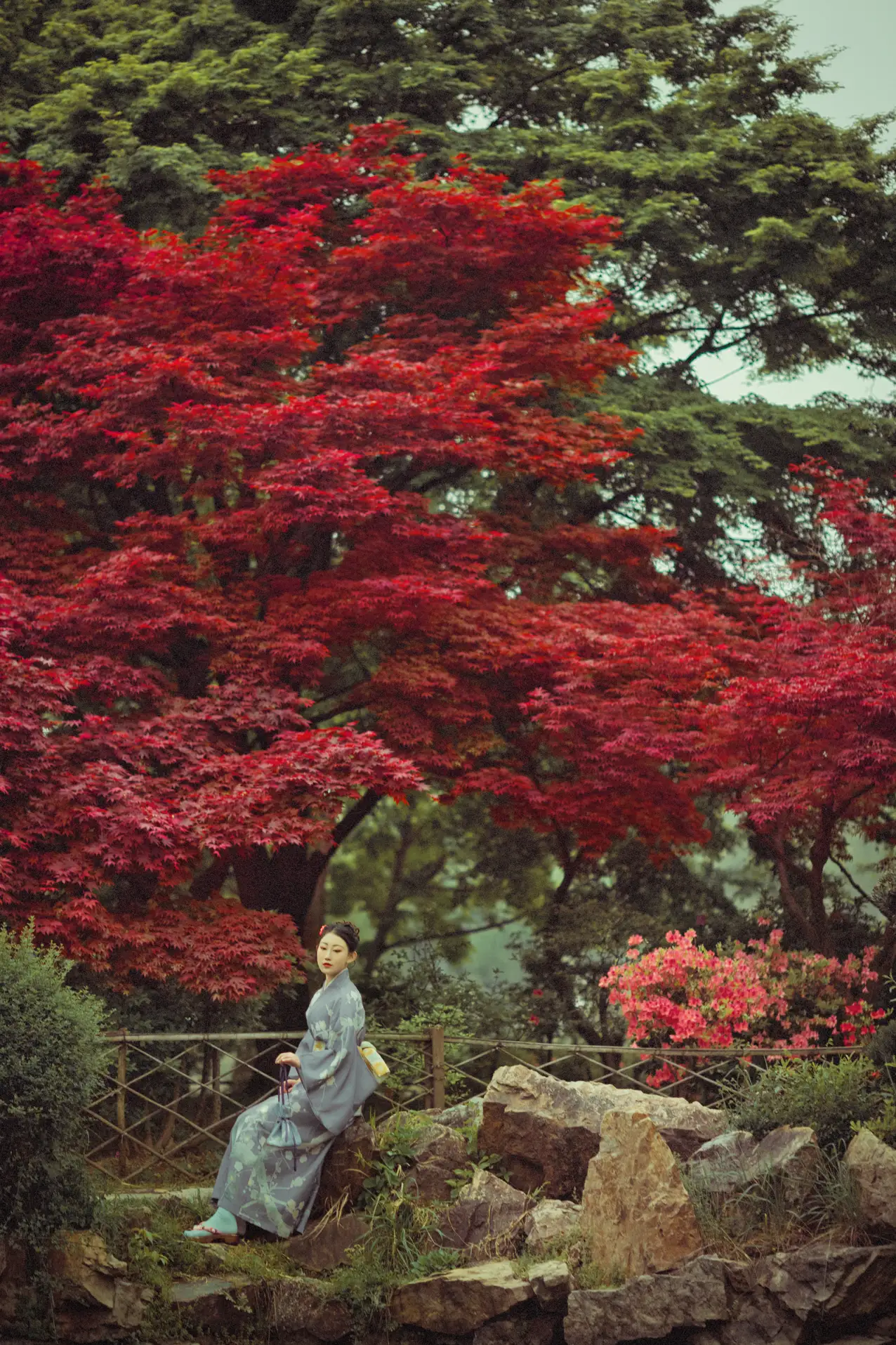 [YITUYU] 2021.09.02 Vol.219 – Deep in the Red Leaves No worries#[29P]-15